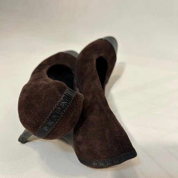 Womens Prada Brown Black Suede Patent Leather Capped Toe Heels Pumps 38.5 US/8.5 - Picture 14 of 16